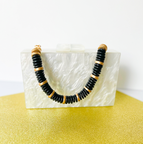 MOLLYBEADS Clutch Handle- Black & Gold